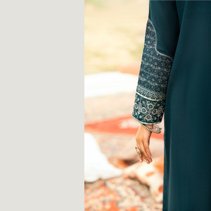3 Pc Embroidered Khaddar Ready to Wear Collection by Casuallite | UMCAE0801