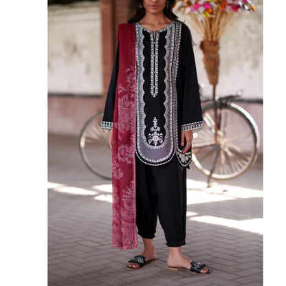 UCA-40 Summer Travels Embroidered Cotton Collection by Casuallite | Ready to Wear Pakistani Asian clothes