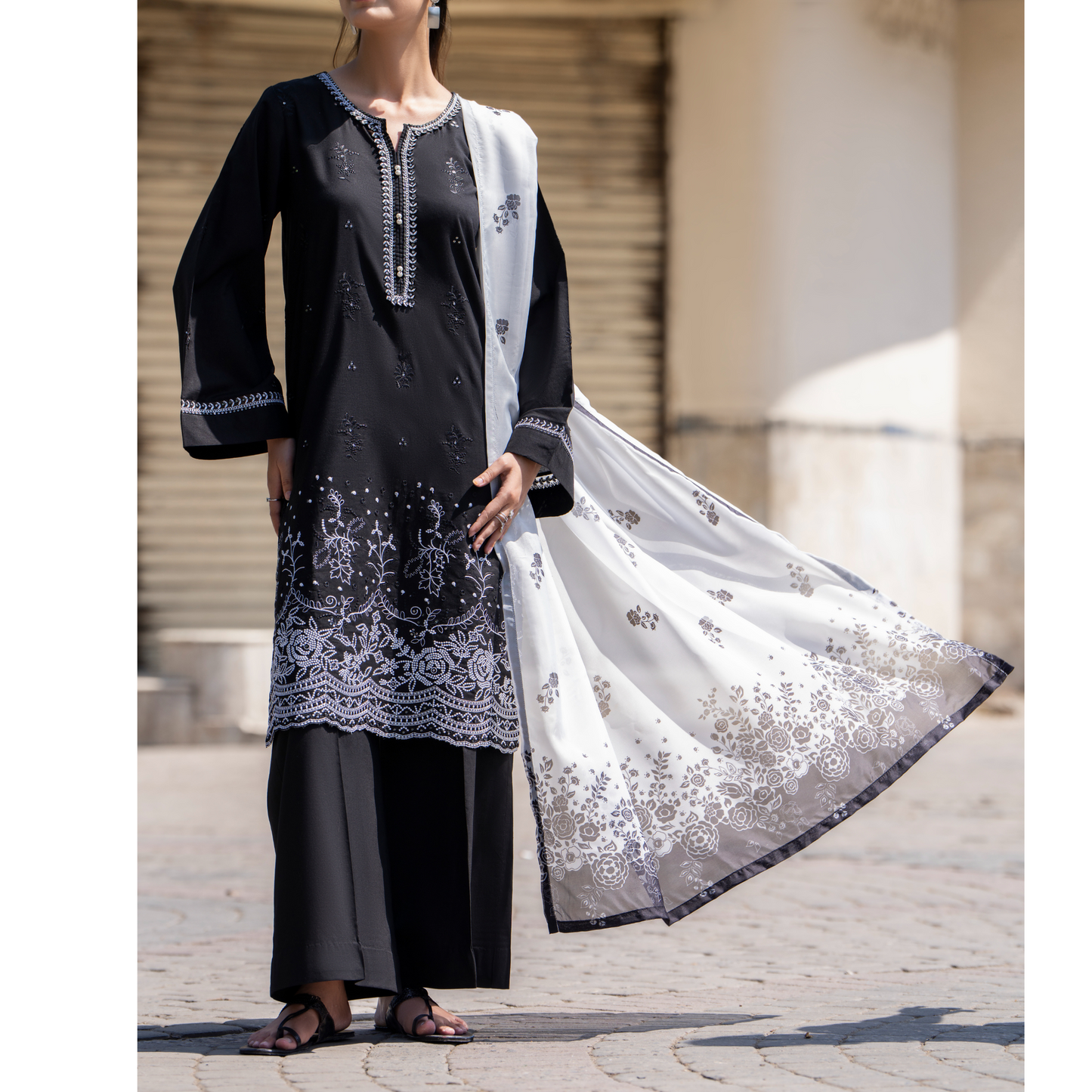 UCA-22 3 pc Summer Cotton Lawn Monochrome Collection | Ready to Wear | Casuallite
