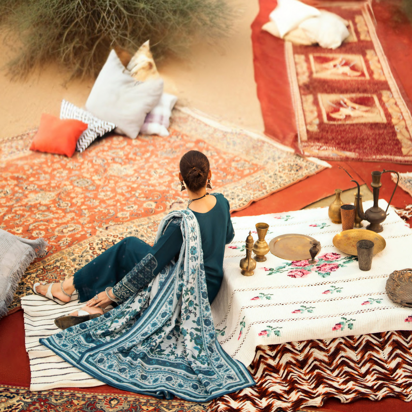 3 Pc Embroidered Khaddar Ready to Wear Collection by Casuallite | UMCAE0801