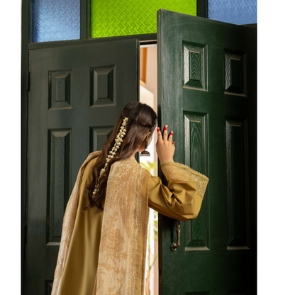 UCA-20 Luxury Cambric Cotton Farshi Shalwar Collection | Ready to Wear | Casuallite