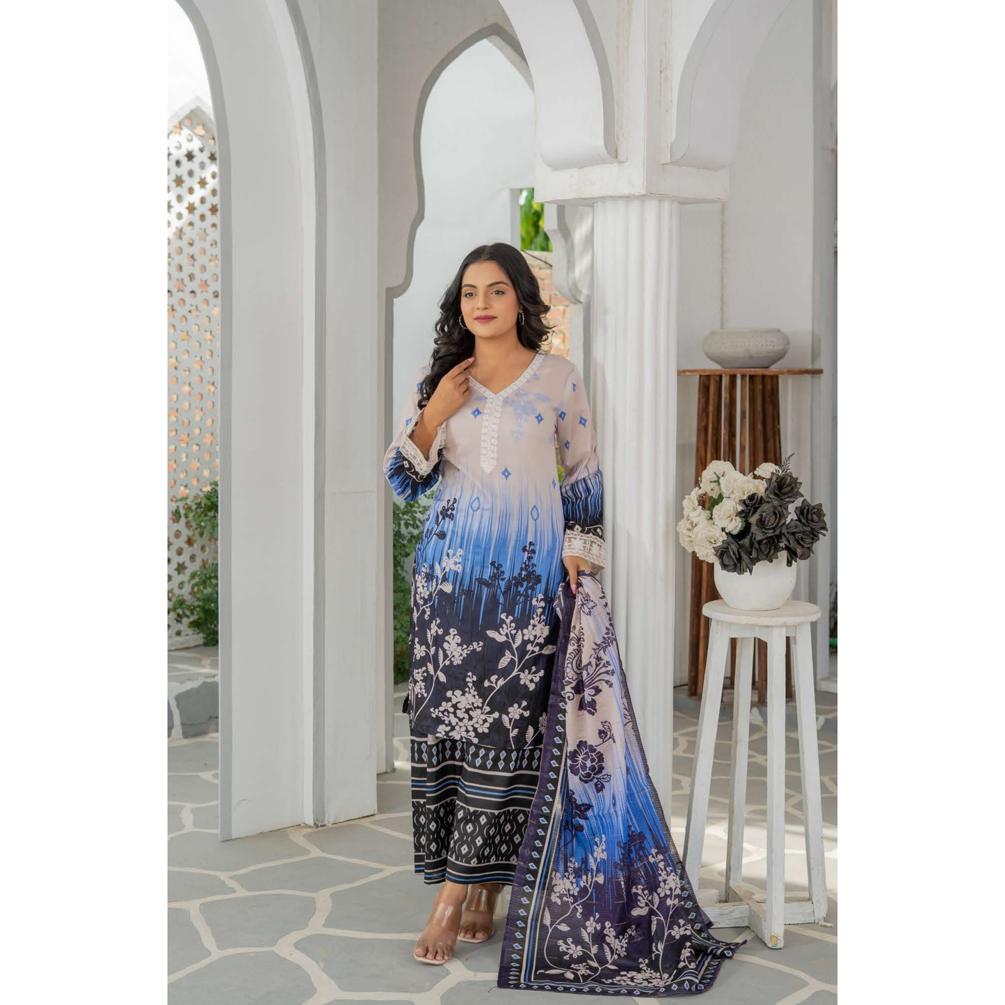 UMRZ-47 3 Pc Pakistani Printed Summer Lawn Collection by Rangz