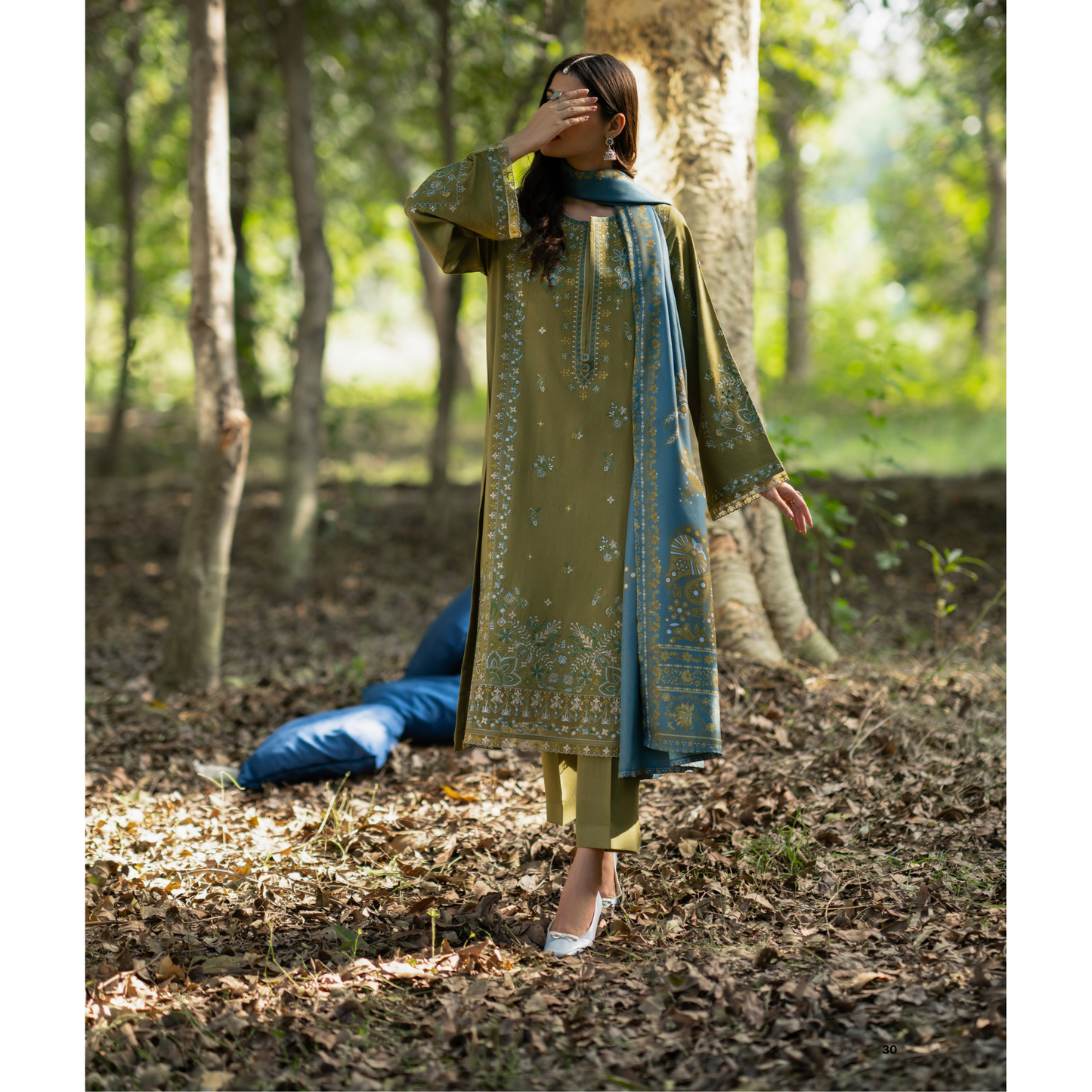 UCA-31 Embroidered Dhanak with Pashmina Shawl Winter Collection by Casuallite