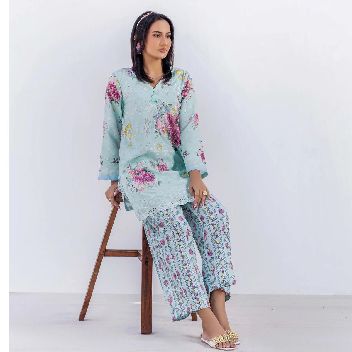 UAL-01 Chikankari Lawn Co-Ord Set | Adan's Libas