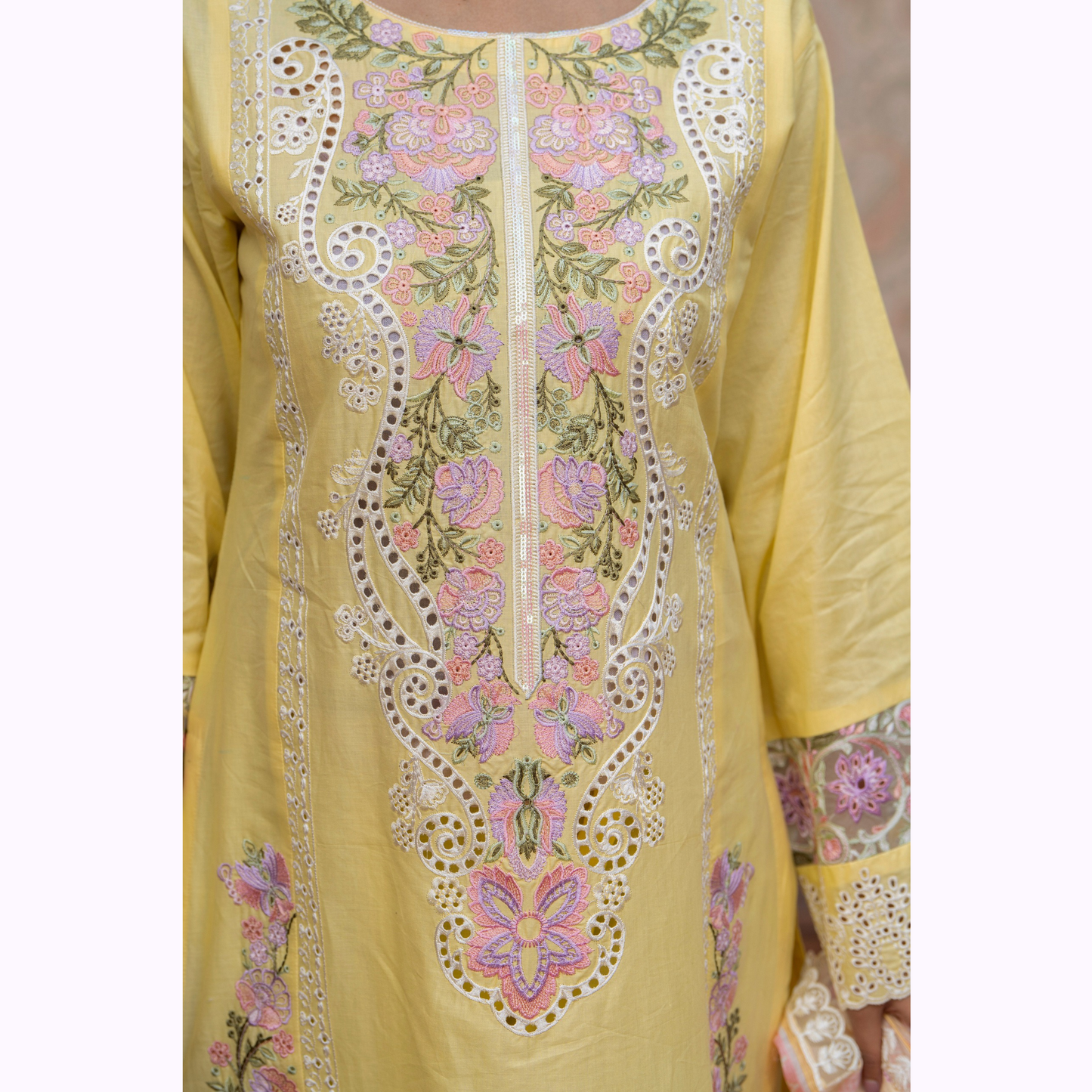 UKC-19 Chikenkari Cambric Cotton Ready to Wear Eid Collection 3 Pc - Karma Collection