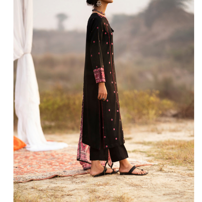3 Pc Embroidered Khaddar Ready to Wear Collection by Casuallite | UMCAE0901