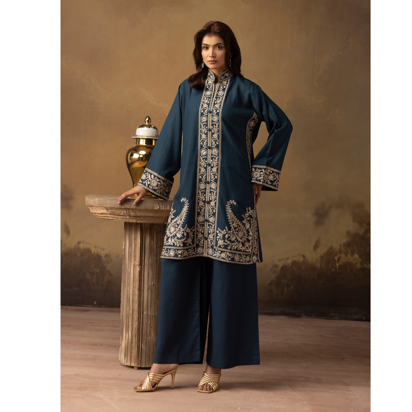 UMS-48 Embroidered Dhanak 2 Pc Co-Ords Set by Simrans