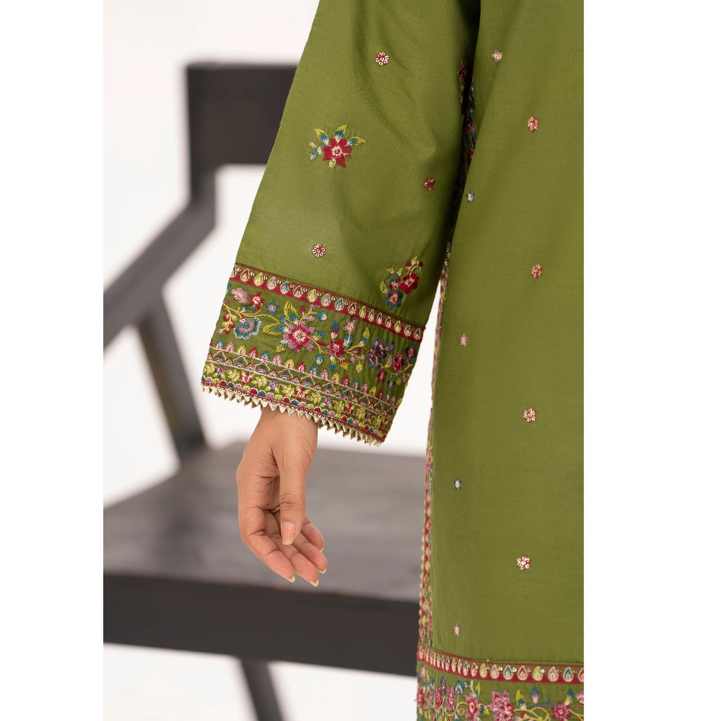 UA-216 Embroidered Cambric Cotton Collection by Umnaa | Ready to Wear Pakistani Asian clothes
