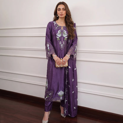 UA-266 Embroidered Festive Kaftan Sheesha Silk Collection by Umnaa | Pakistani Trendy Kaftan Asian Clothing