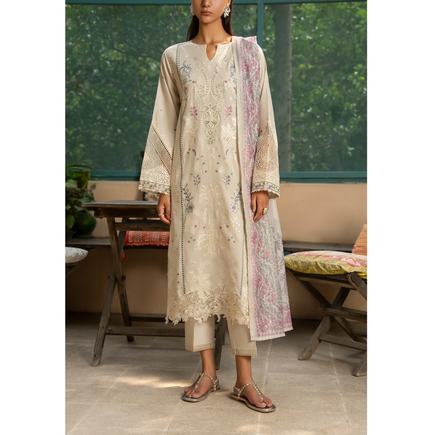 UCA-29 "Misha" Embroidered Linen Ready to Wear Winter Collection by Casuallite