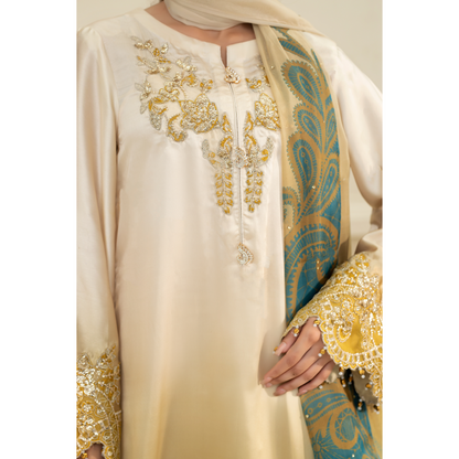 UTT-12 "Gradient Silk" Luxury Silk Collection  by Traditional Thread