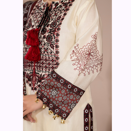 UKC-29 Embroidered Cambric Cotton dress with Ajrak Style Dupatta Ready to Wear 3 Pc - Karma Collection