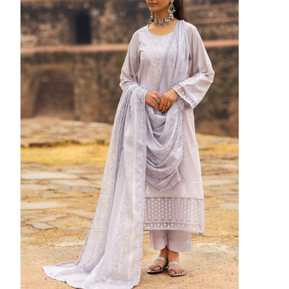 UCA-17 3 Pc Embroidered Lawn Ready to Wear Collection by Casuallite