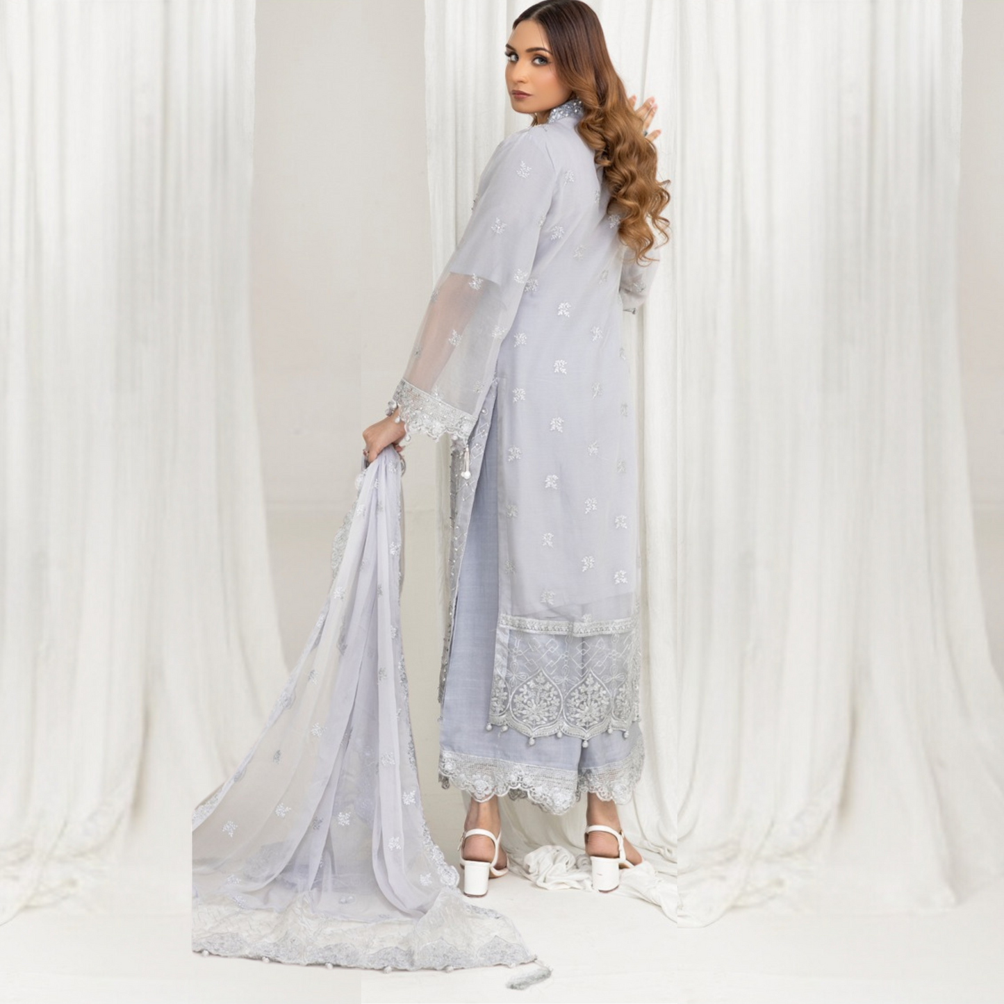 Luxury Embroidered Chiffon Dress 3 Pc | Winter Collection | Rangz | UMRGZ3601