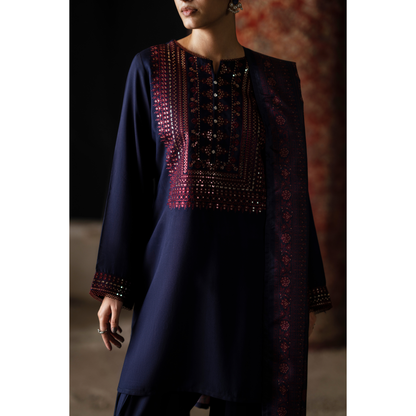UCA-28 "Sham" Embroidered Silk Viscose Ready to Wear Collection by Casuallite