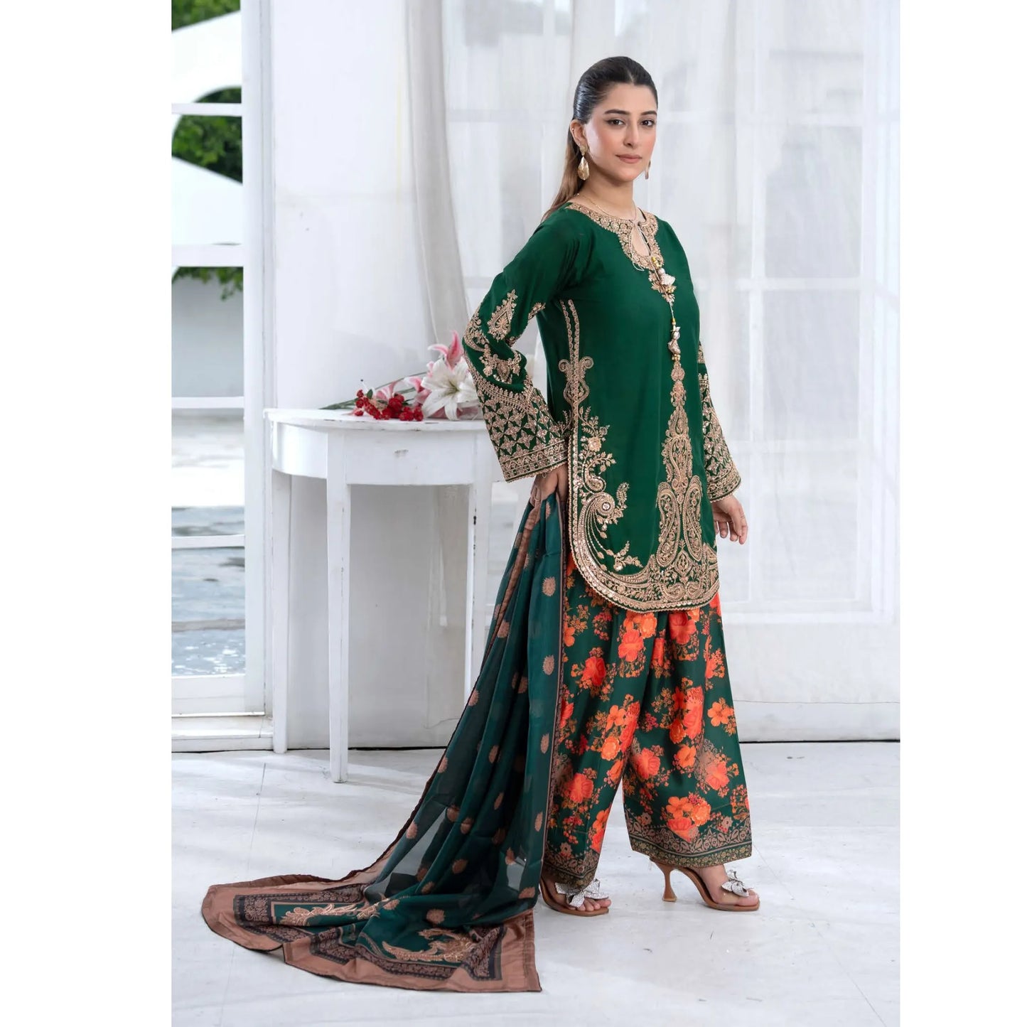 UTT-25 " Ethnic" Cambric Cotton 3 Pc Collection | Traditional Thread