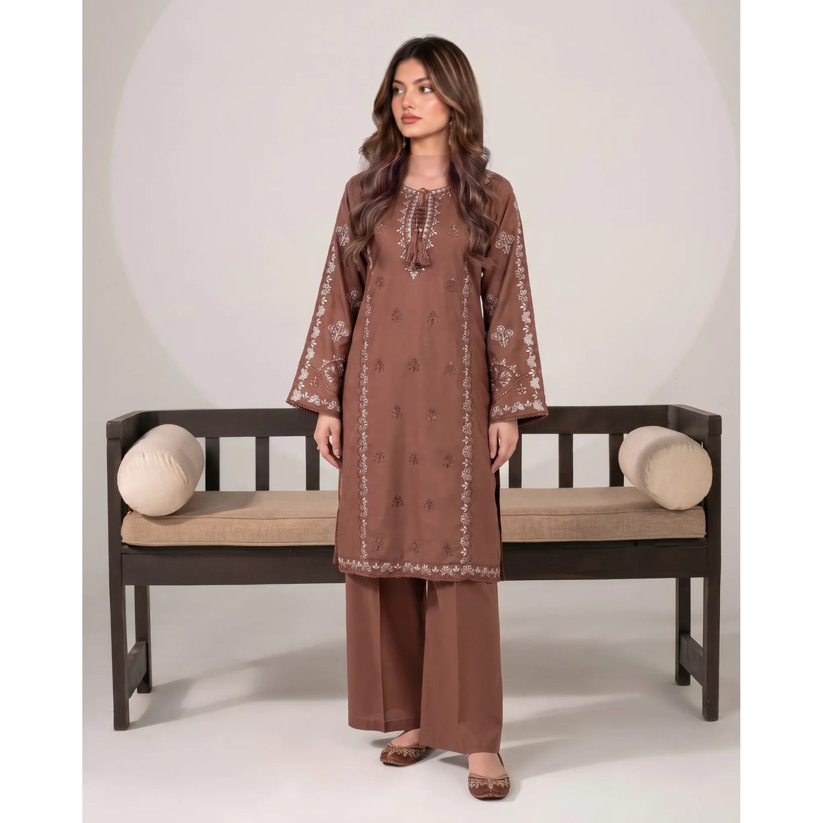 UA-305 Embroidered Dhanak Co-Ord set | Umnaa