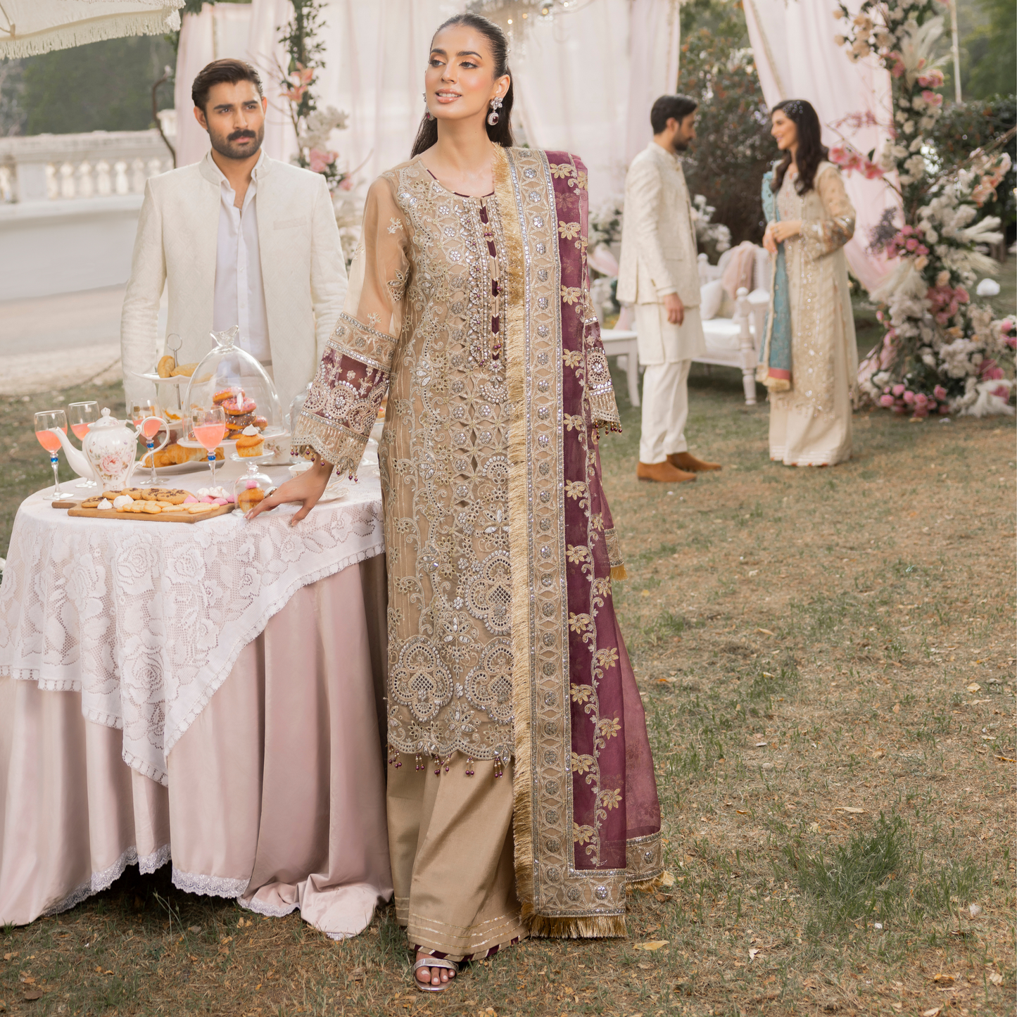 UTT-04 Embroidered Luxury festive 3 Pc Pakistani Dress | Ready to wear | Traditional Thread