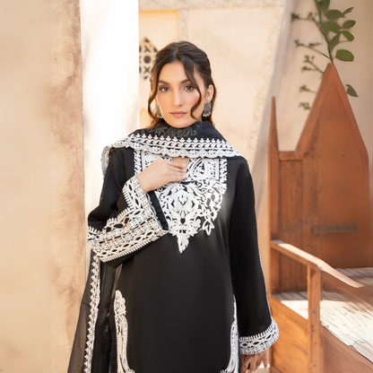 UA-61 Embroidered Viscose Linen 3 Pc Pakistani Dress | UMNAA