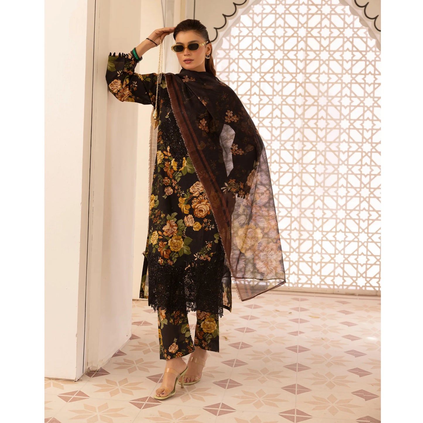 UMS-63 "Limelight" by Simrans Embroidered Printed Pure Lawn 3 Pc Collection Ready to Wear Pakistani Asian clothes