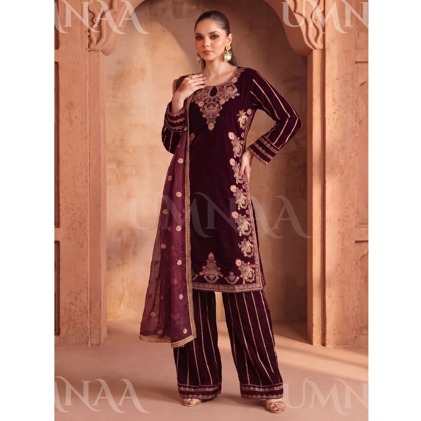 UA-293 Embroidered Luxury Velvet Collection | Umnaa