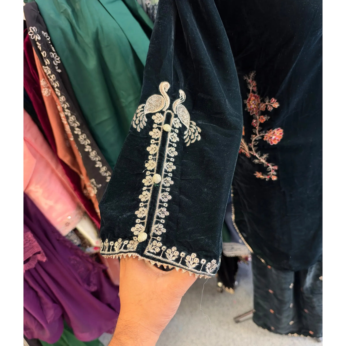 UA-307 Luxury Embroidered Velvet 2 Pc | UMNAA