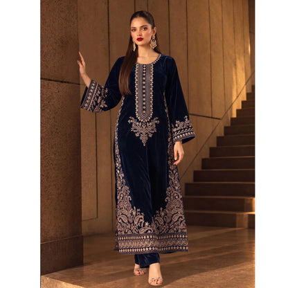 UA-320 Embroidered Velvet Kaftan Co-Ords 2 Pc | Umnaa