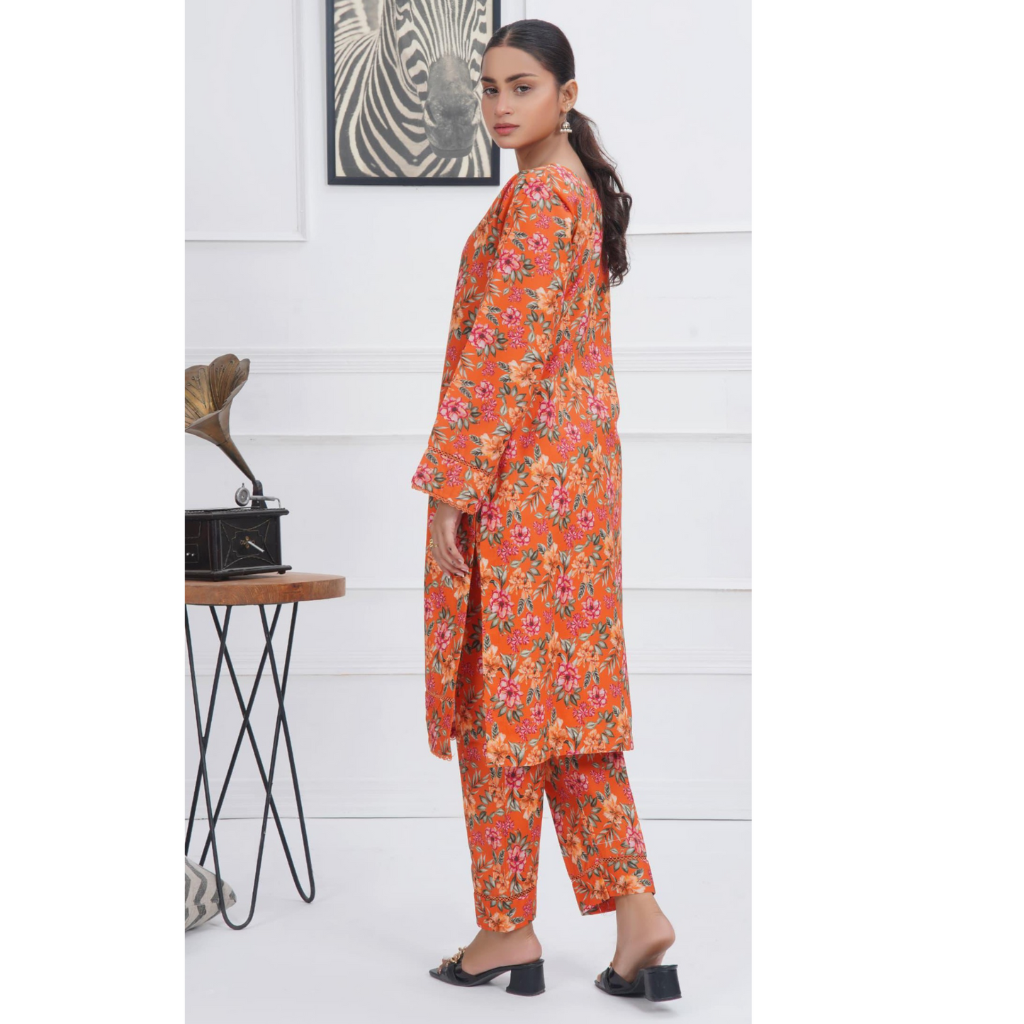 orange  2 Pc floral Printed Khaddar Pakistani Co-Ords Set | Ready to wear| Hayats
