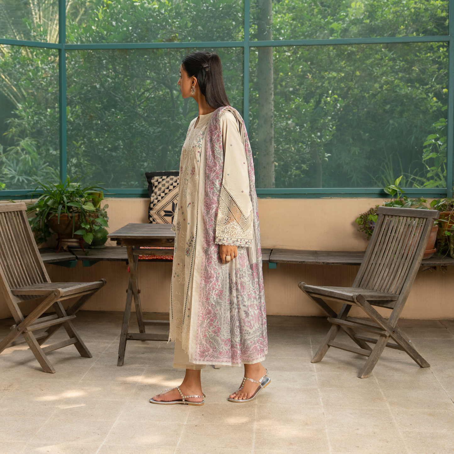 UCA-29 "Misha" Embroidered Linen Ready to Wear Winter Collection by Casuallite