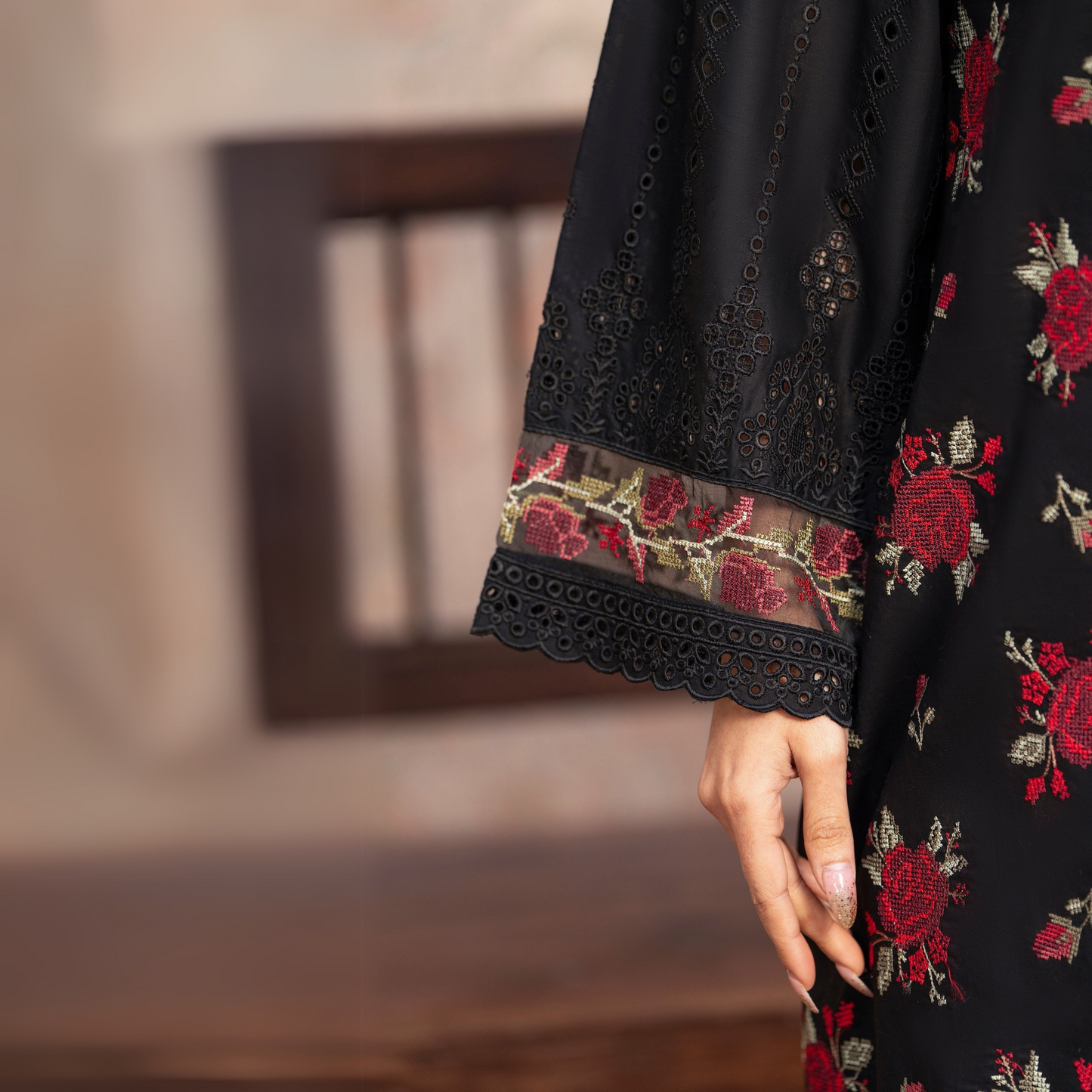 UKC-15 Chikenkari Cambric Cotton Ready to Wear Eid Collection 3 Pc - Karma Collection
