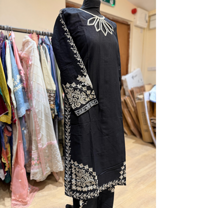 2 Pc Embroidered Khaddar Co-Ord Set  | Ready to wear| Hayats