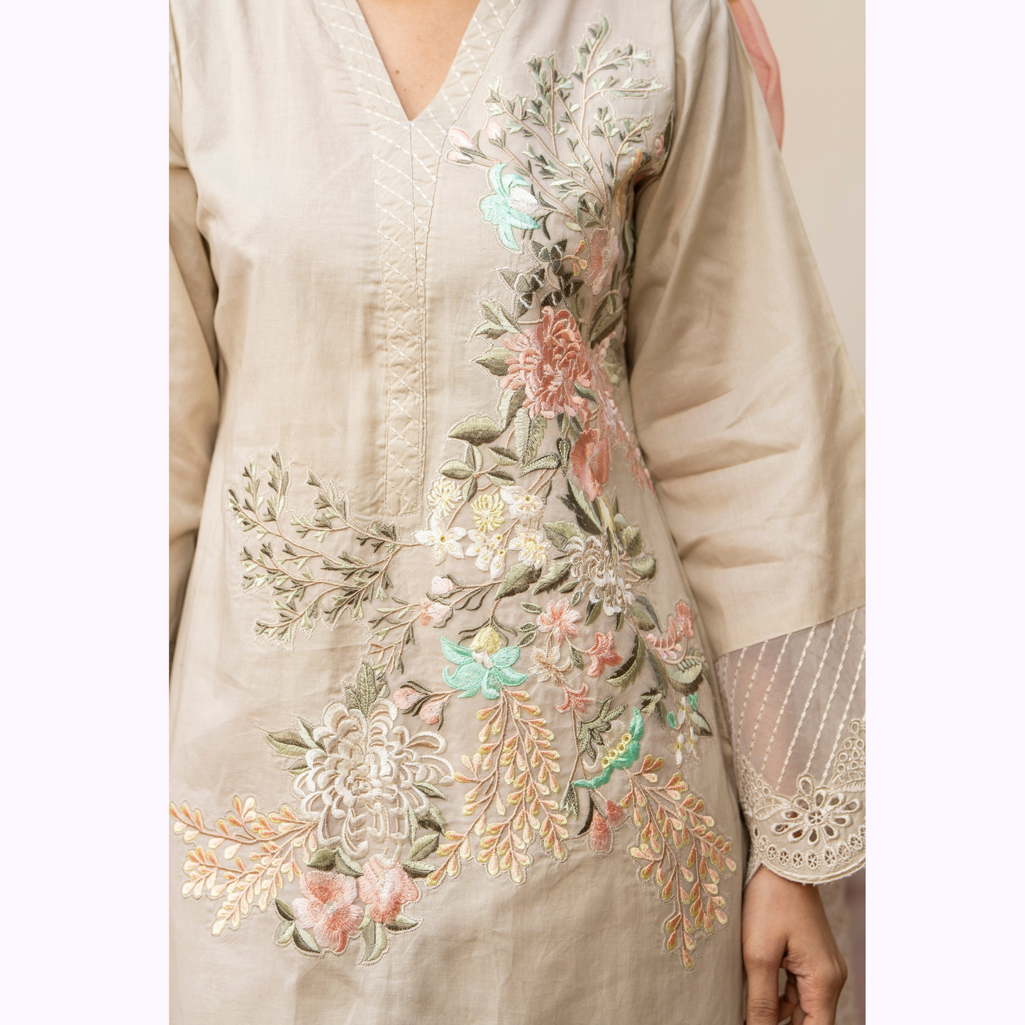 UKC-16 Embroidered Cambric Cotton Ready to Wear 3 Pc - Karma Collection