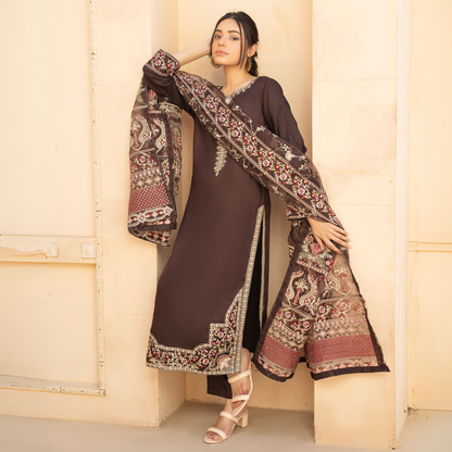 UA-60 Embroidered Viscose Linen 3 Pc Pakistani Dress | UMNAA