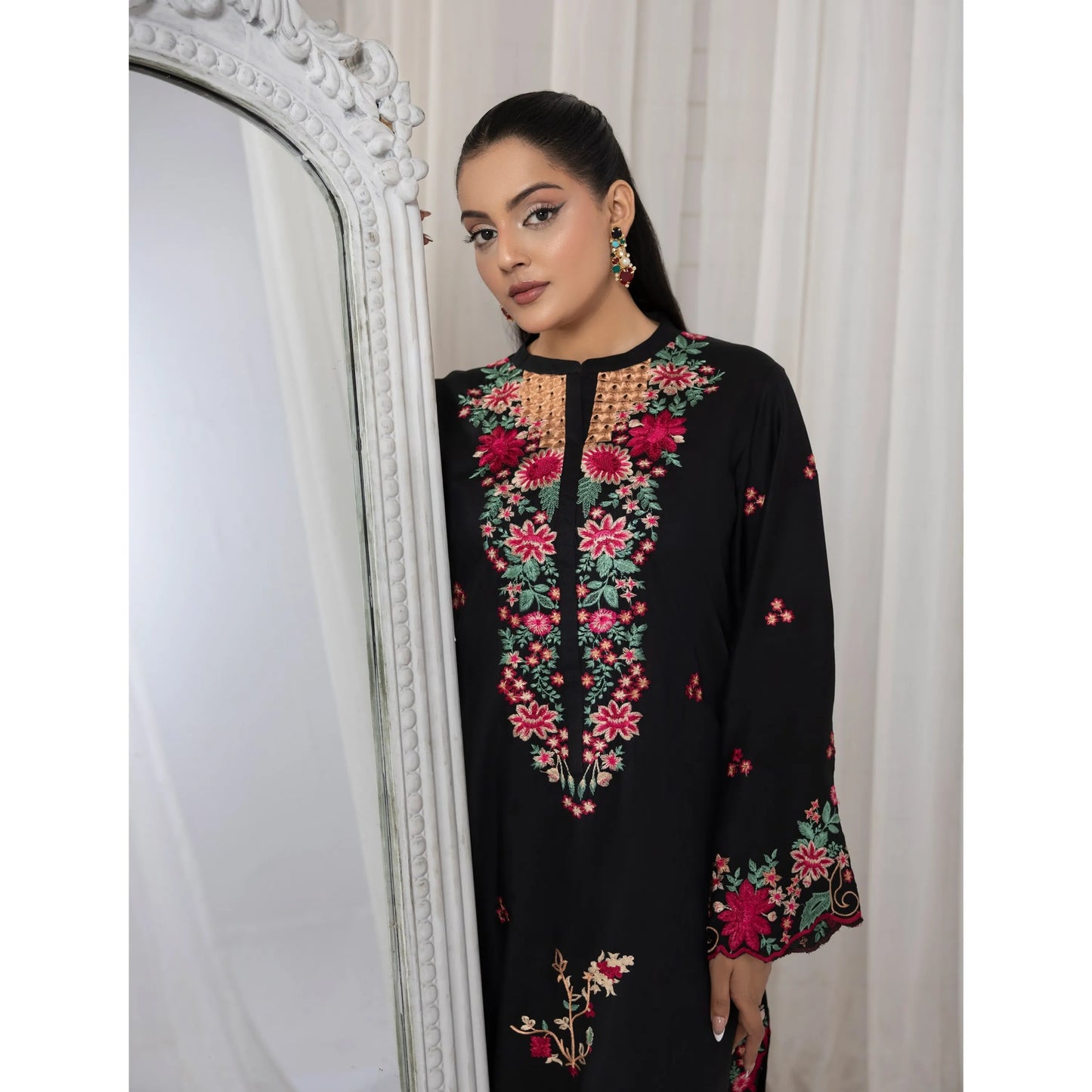 UTT-22 Embroidered Viscose Linen Kaftan Style 2 Piece Co Ord Set Collection by Traditional Thread
