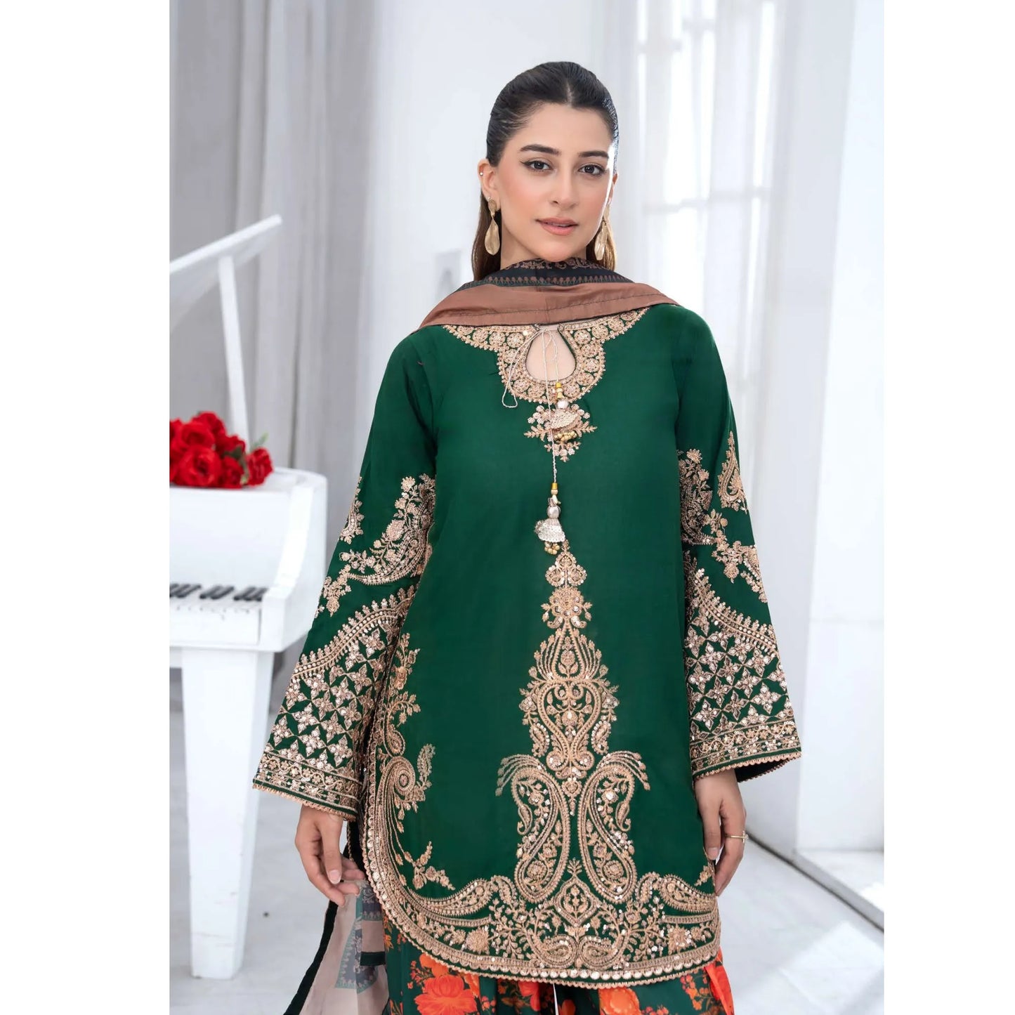 UTT-25 " Ethnic" Cambric Cotton 3 Pc Collection | Traditional Thread