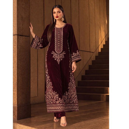 UA-320 Embroidered Velvet Kaftan Co-Ords 2 Pc | Umnaa