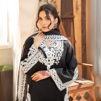 UA-61 Embroidered Viscose Linen 3 Pc Pakistani Dress | UMNAA