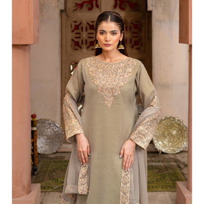 UMRZ-50 Luxury Chiffon Embroidered 3 Pc Collection by Rangz