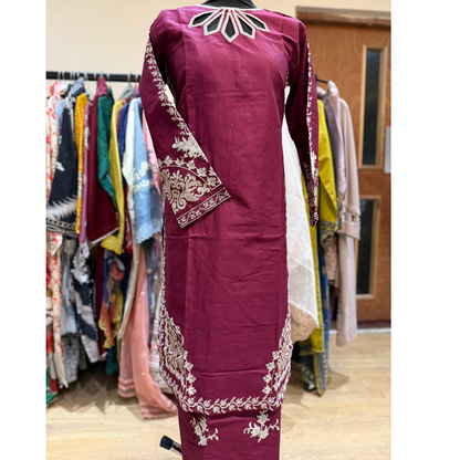 2 Pc Embroidered Khaddar Co-Ord Set  | Ready to wear| Hayats