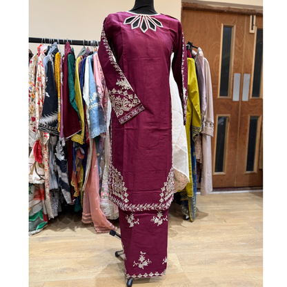 2 Pc Embroidered Khaddar Co-Ord Set  | Ready to wear| Hayats