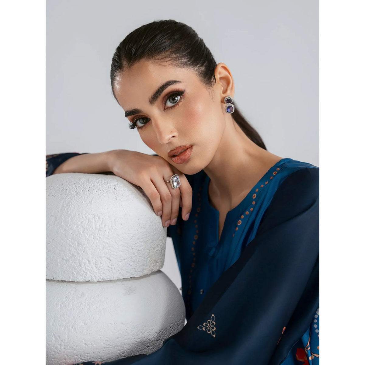 UAL-09 Printed Silk Kaftan with Trouser 2 Pc Set | Ally's