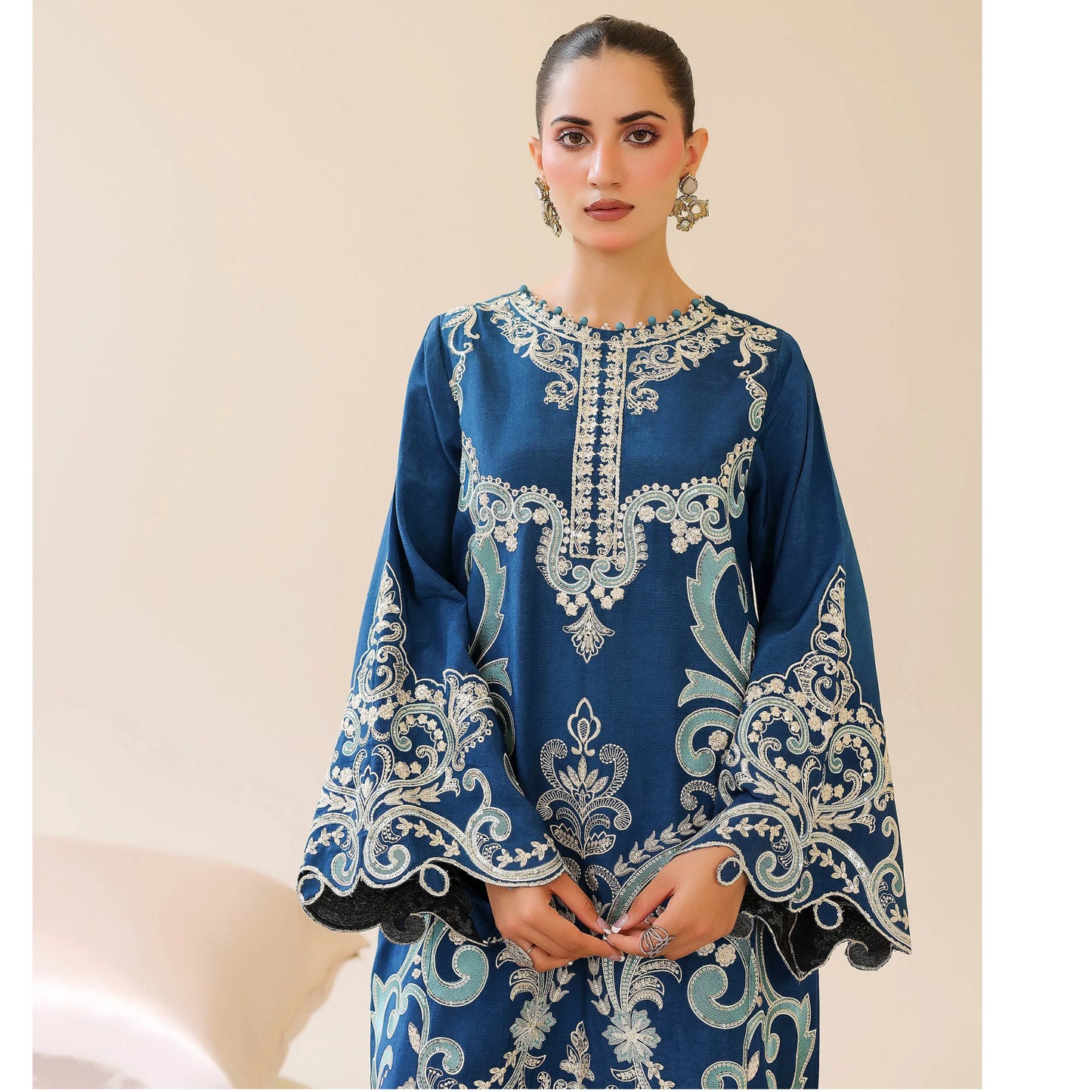 UAL-02 Embroidered Kaftan Raw Silk Co-Ord Set 2 Pc | Adan's Libas