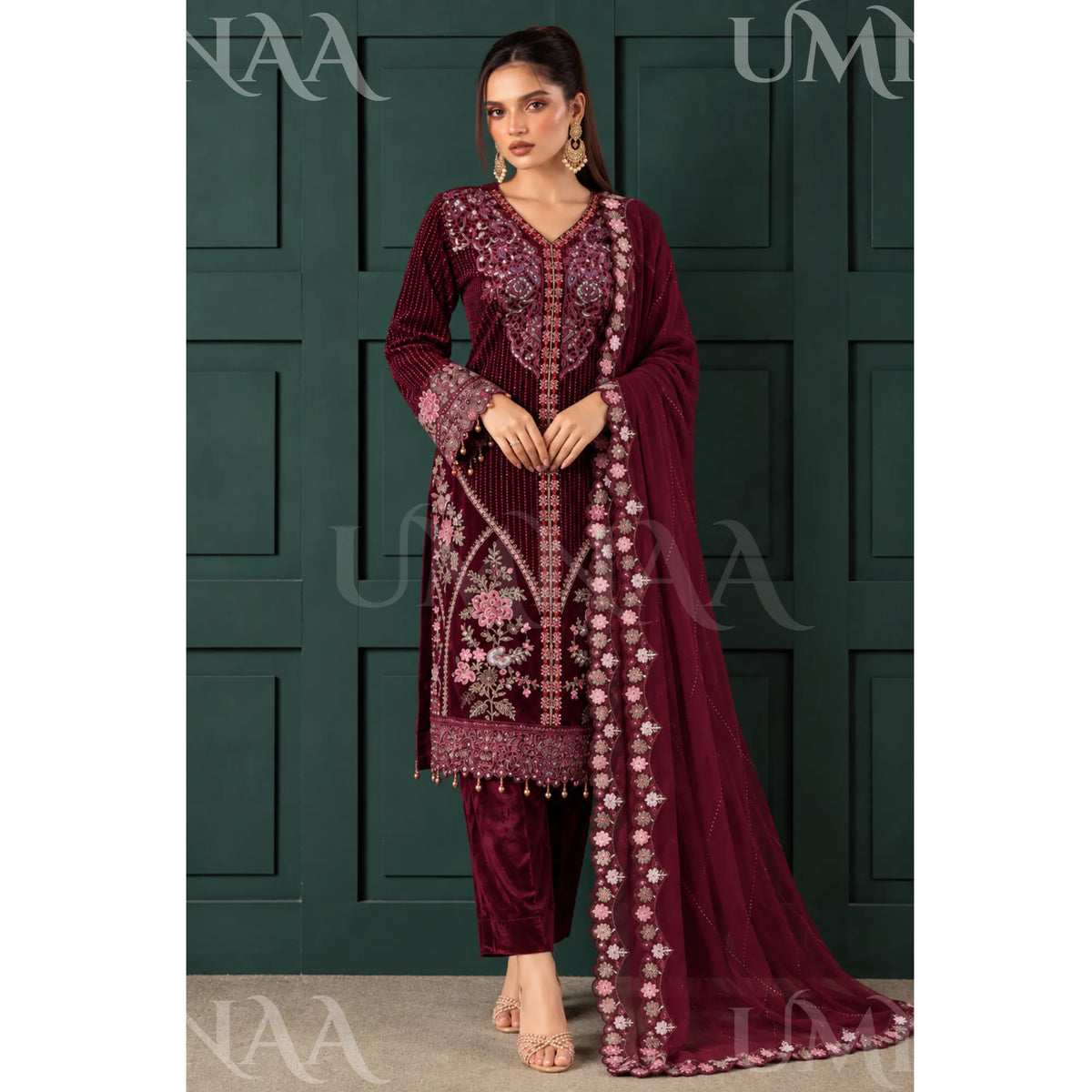UA-314 Embroidered Luxury Velvet Collection | Umnaa