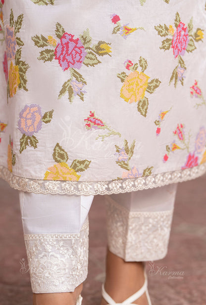 UKC-18 Embroidered Cambric Cotton Ready to Wear 3 Pc - Karma Collection
