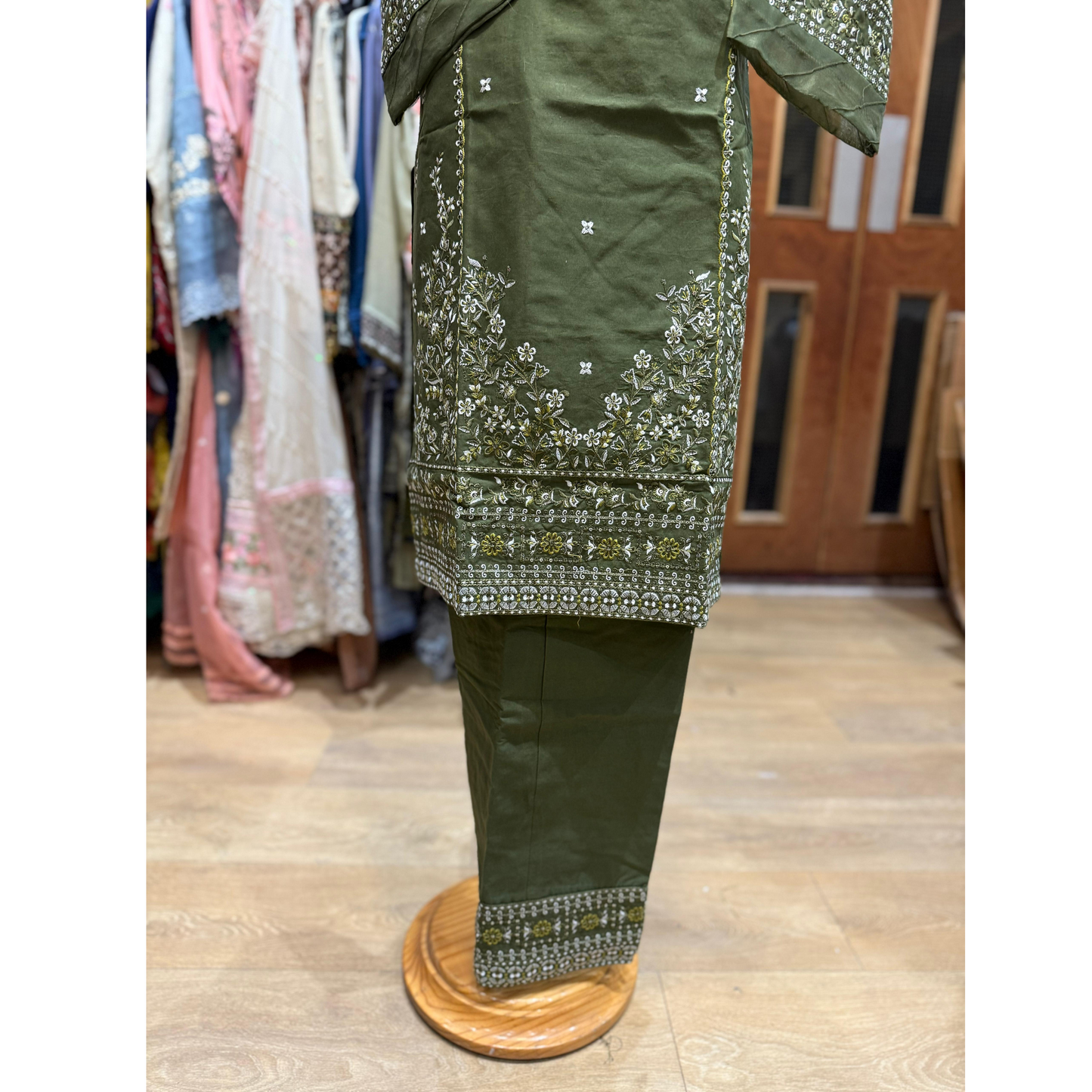 2 Pc Embroidered Khaddar Co-Ord Set  | Ready to wear| Hayats