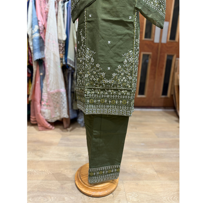 2 Pc Embroidered Khaddar Co-Ord Set  | Ready to wear| Hayats