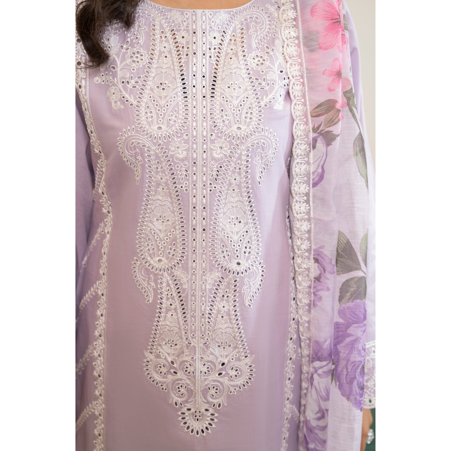 UKC-23 Chikenkari Cambric Cotton Ready to Wear Eid Collection 3 Pc - Karma Collection