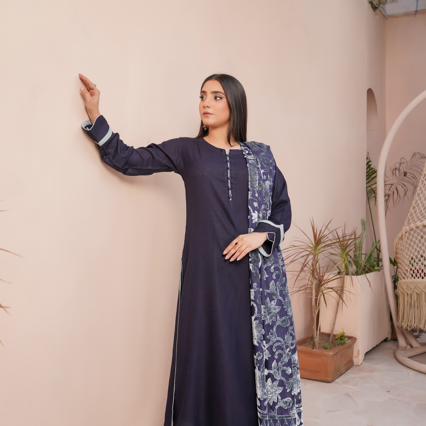 UMS-54 "Venus" by Simrans Palachi Shawl Linen Shalwar kammez Winter Collection