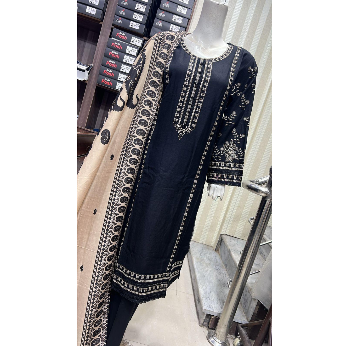 UA-137 Dhanak dress with Kashmiri Wool Shawl by Umnaa | Ready to Wear | Asian Clothes