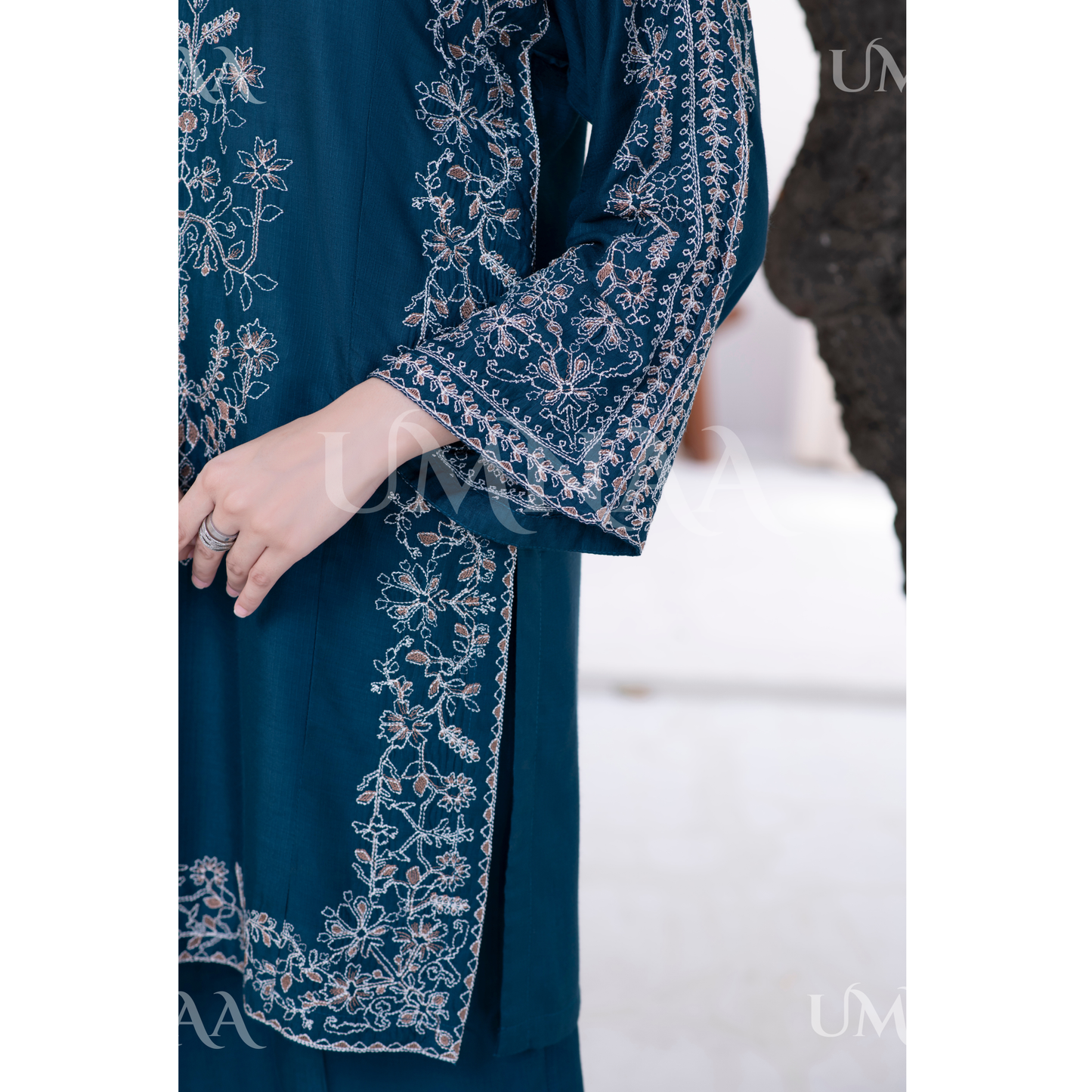 UA-146 Embroidered Linen dress with Pashmina Shawl | Umnaa